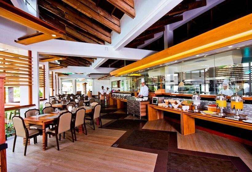 هتل Infinity Resort