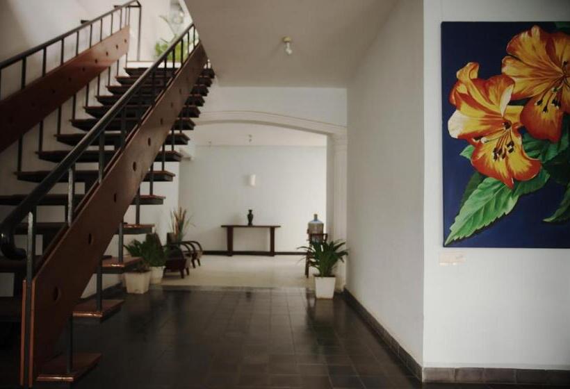 Iroha Garden Hotel & Resort