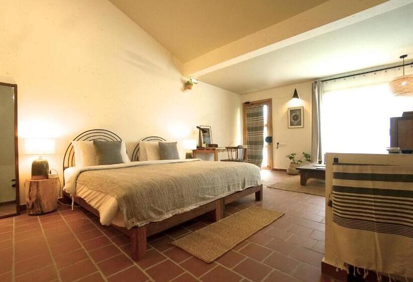 Iroha Garden Hotel & Resort