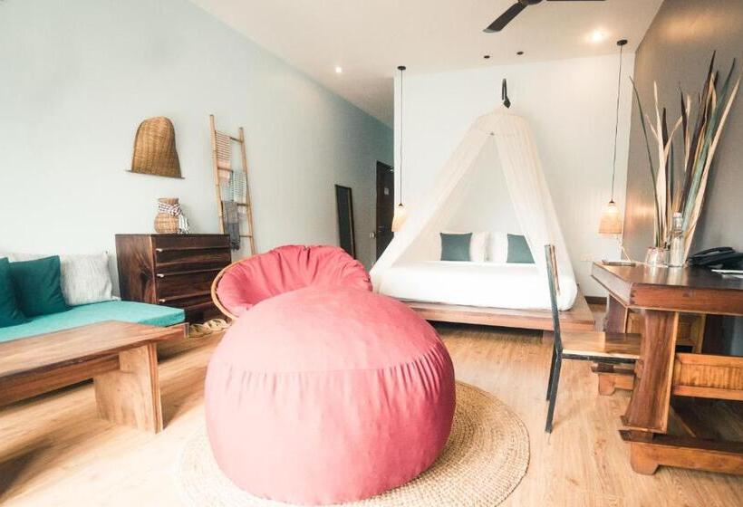 Iroha Garden Hotel & Resort