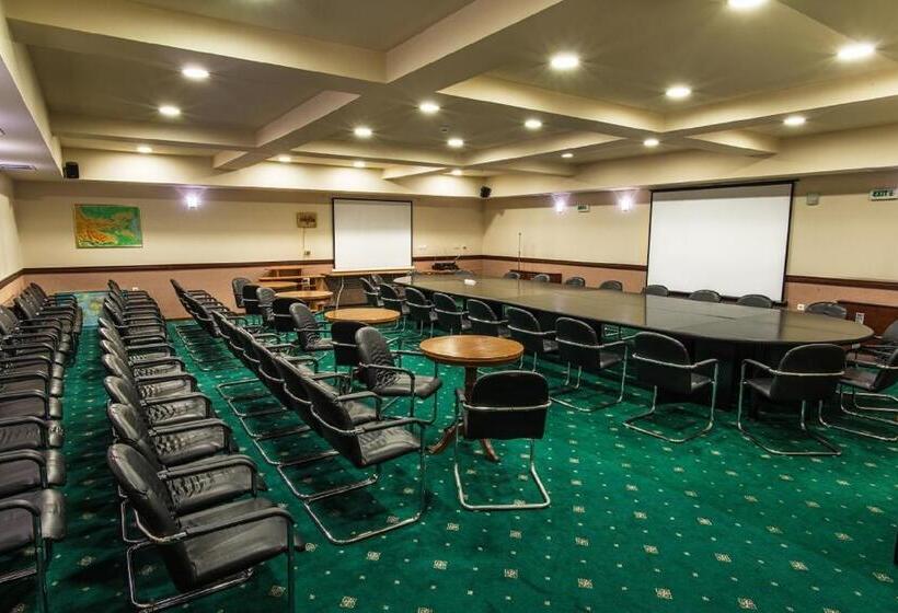 בית מלון כפרי Izvor