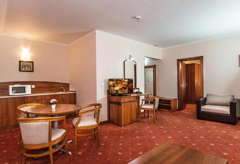 בית מלון כפרי Izvor