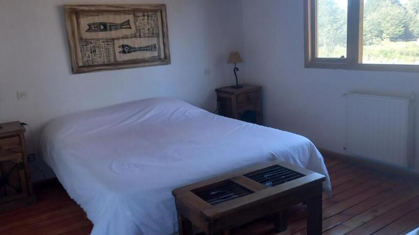 בית מלון כפרי La Roca De La Patagonia