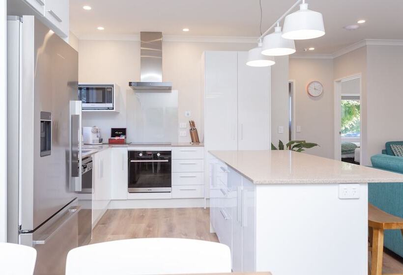 酒店 Lake Taupo Holiday Resort