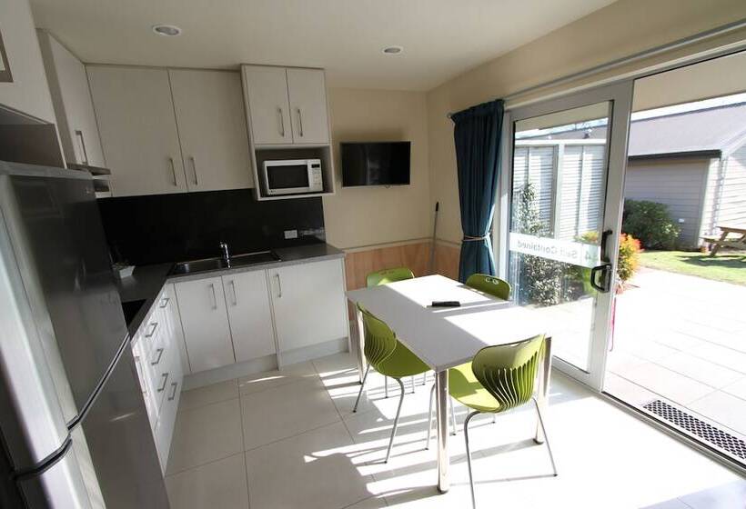 酒店 Lake Taupo Holiday Resort