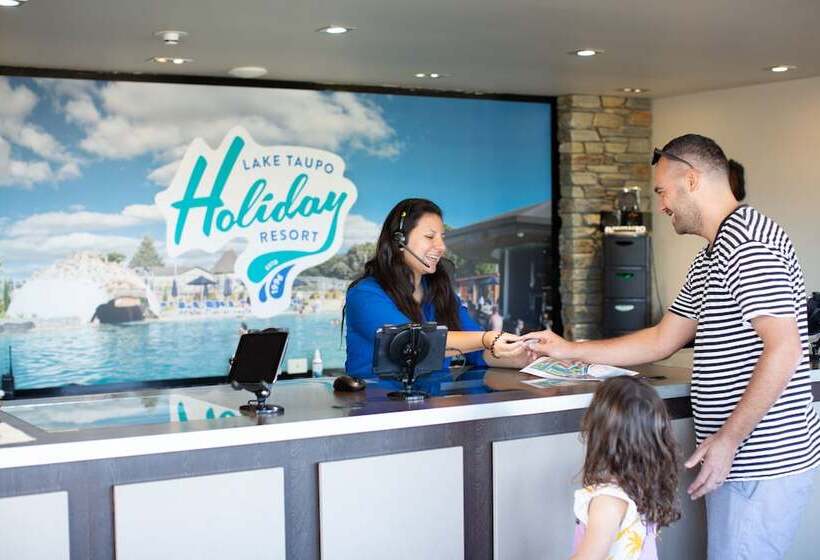 酒店 Lake Taupo Holiday Resort