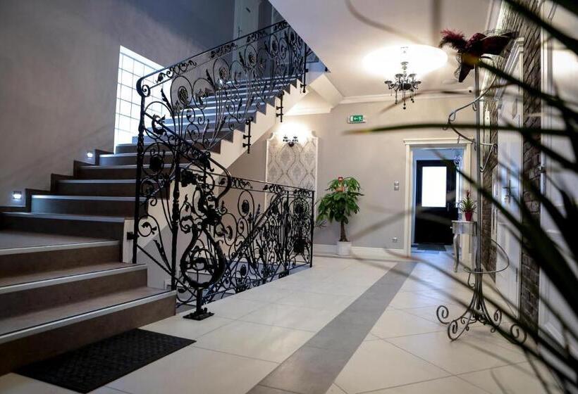 בית מלון כפרי Madelaine