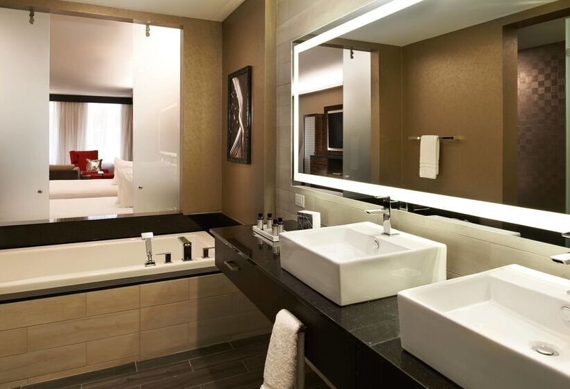 هتل Metropolitan At The 9, Autograph Collection