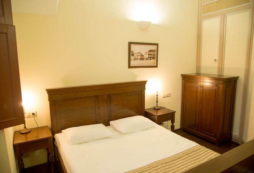 호텔 Monastyrski Minsk City Centre