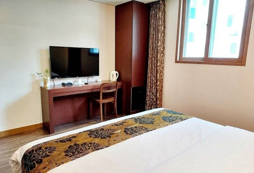 בית מלון כפרי Namsan Hill