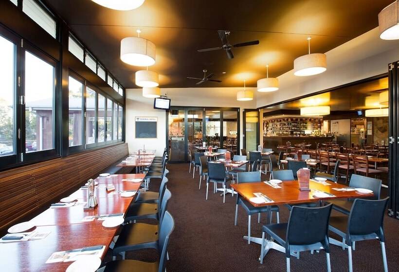 Nightcap At Federal Hotel Toowoomba