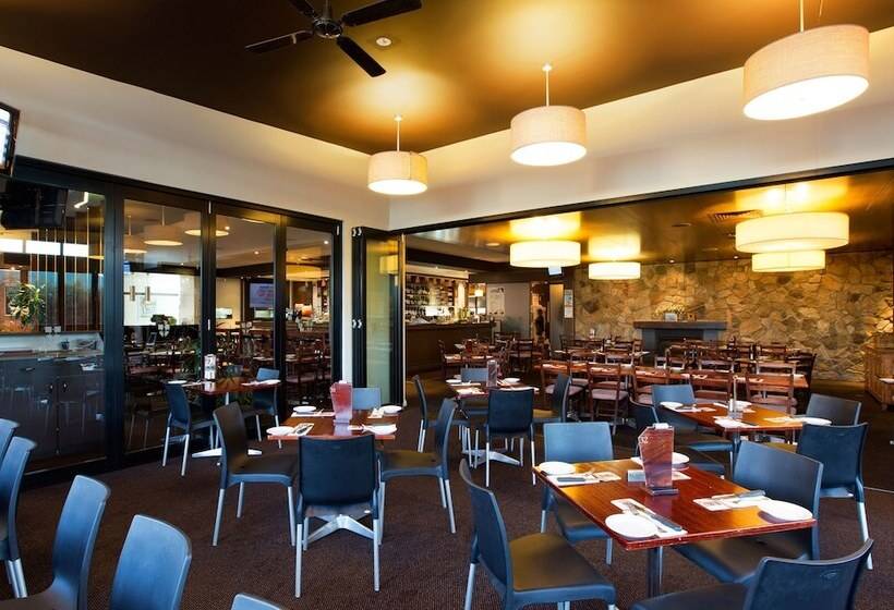 Nightcap At Federal Hotel Toowoomba