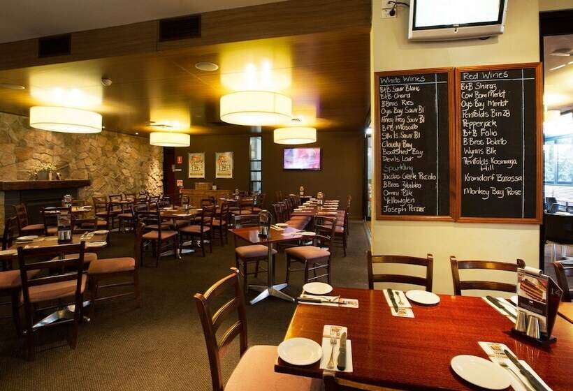 Nightcap At Federal Hotel Toowoomba