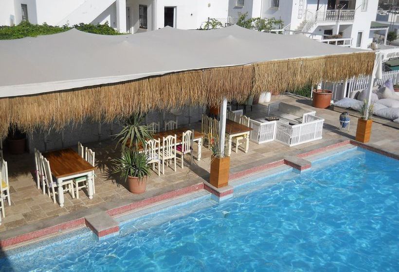 فندق Sky Nova Suites   All Inclusive