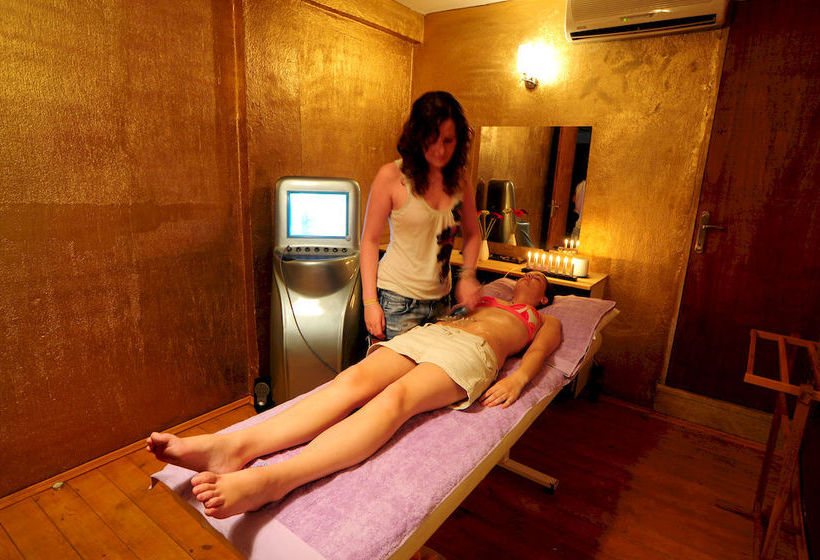 בית מלון כפרי Sky Nova Suites   All Inclusive