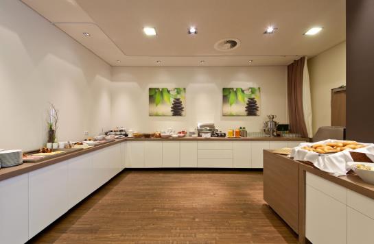 هتل Novum Style Accord