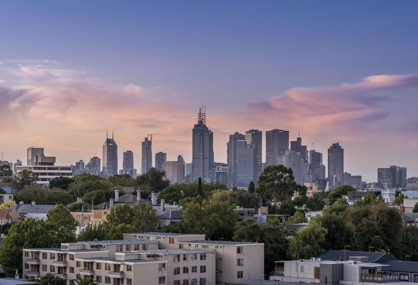فندق Oaks Melbourne South Yarra Suites