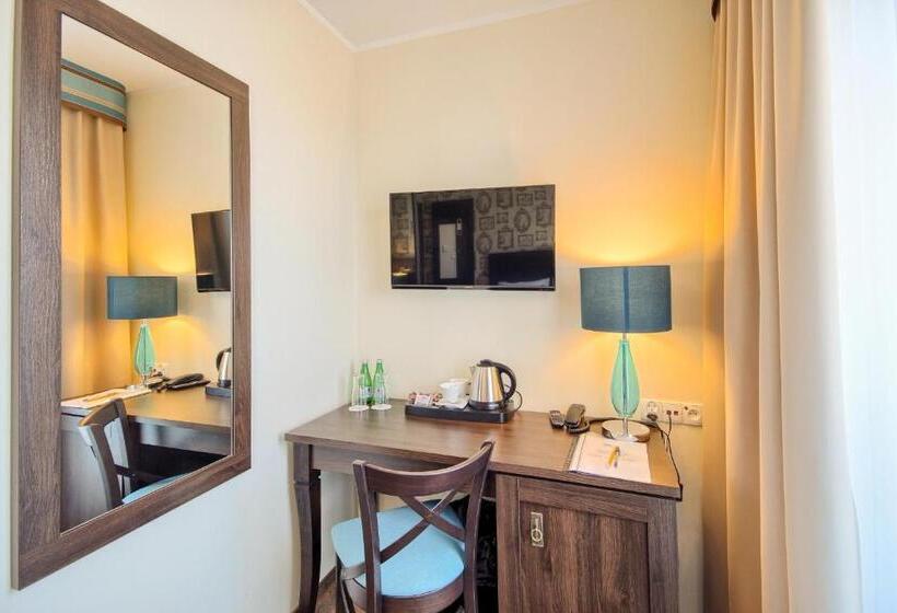 בית מלון כפרי Opole Centrum