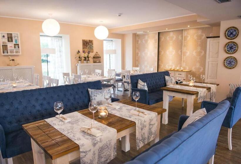 בית מלון כפרי Opole Centrum