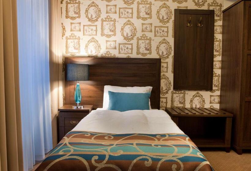 בית מלון כפרי Opole Centrum