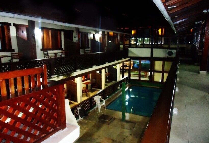 ホテル Pousada Canoas