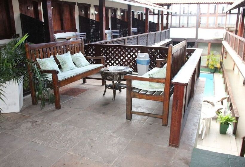 ホテル Pousada Canoas