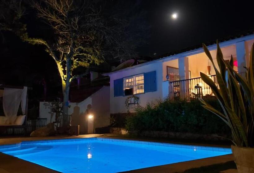 هتل Pousada Casa Buzios