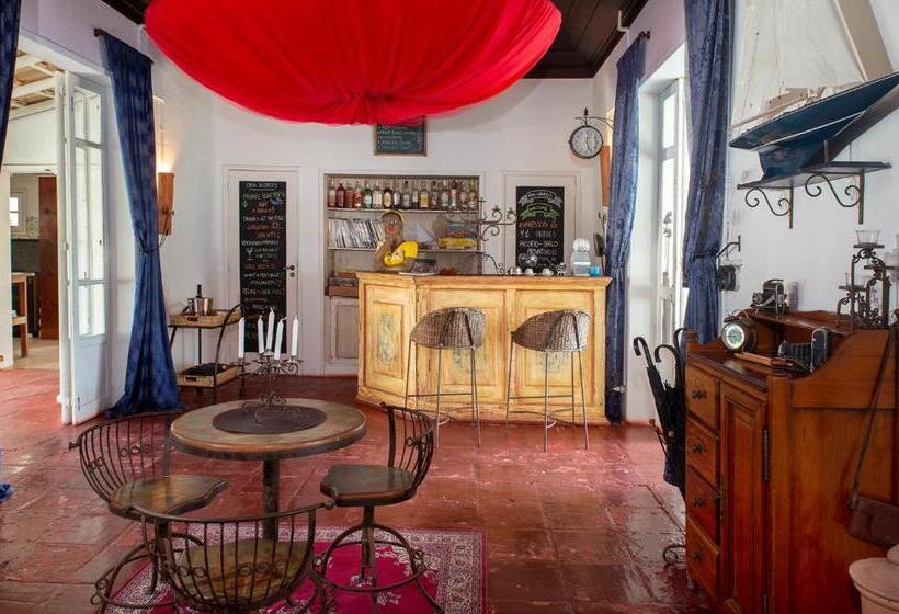 هتل Pousada Casa Buzios