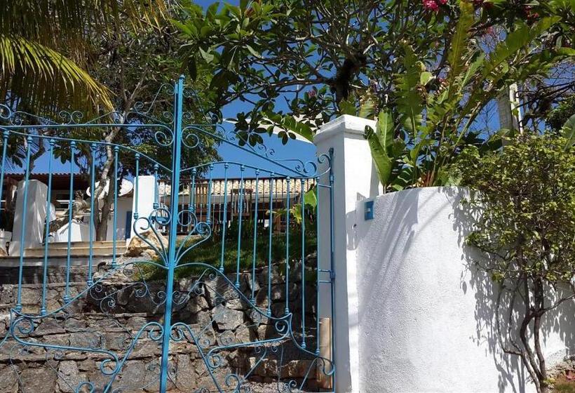 هتل Pousada Casa Buzios