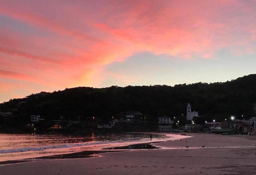 ホテル Pousada Saint Germain