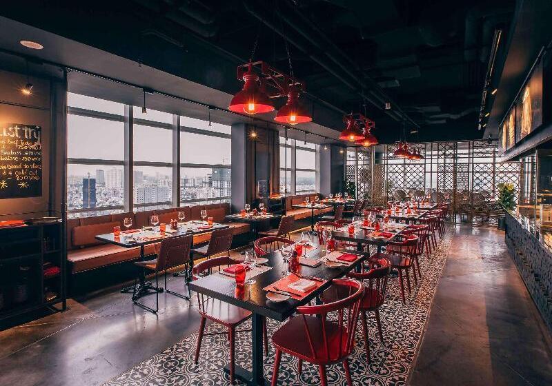 酒店 Pullman Saigon Centre