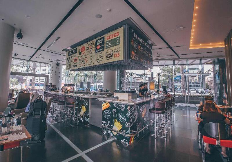 酒店 Pullman Saigon Centre