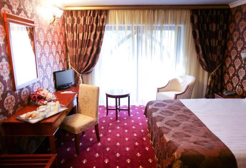 ホテル Restaurant La Castel