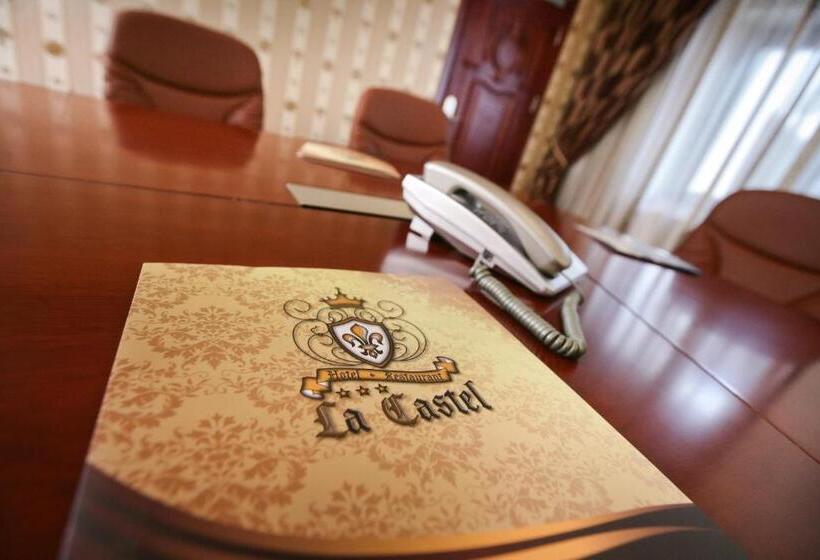 ホテル Restaurant La Castel