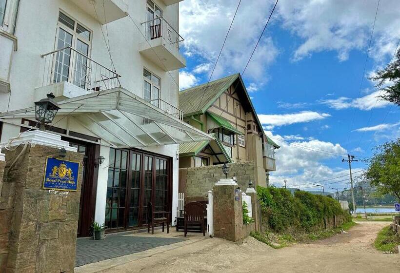 Отель Royal Hills