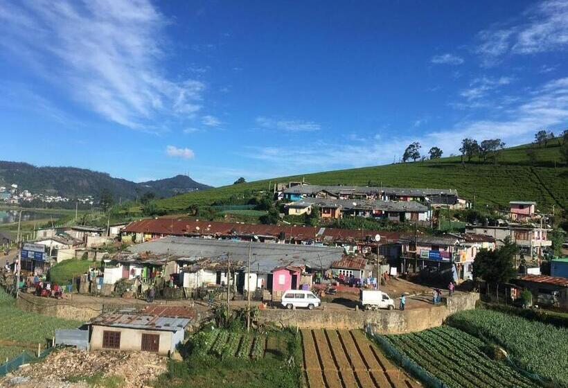 Отель Royal Hills