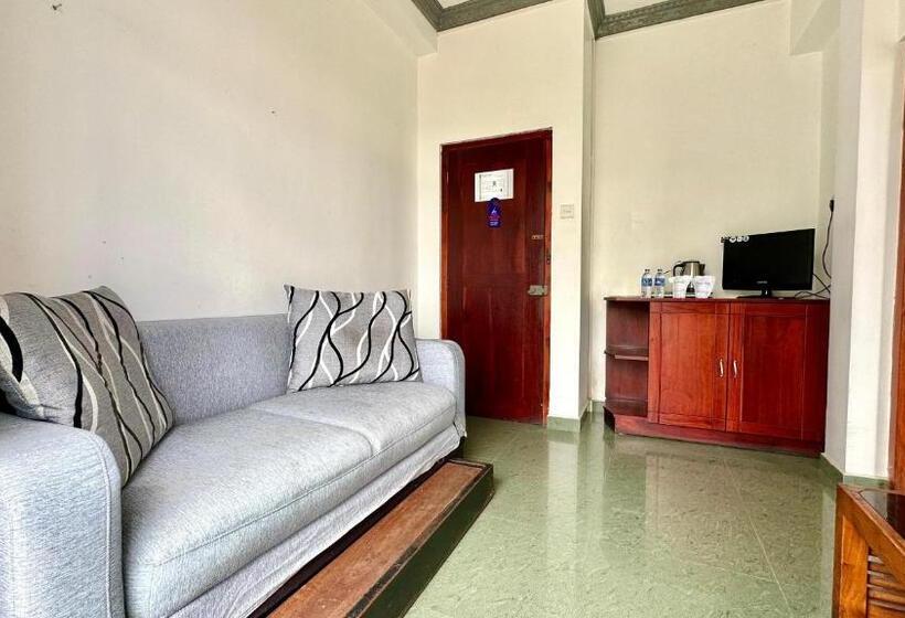 Отель Royal Hills