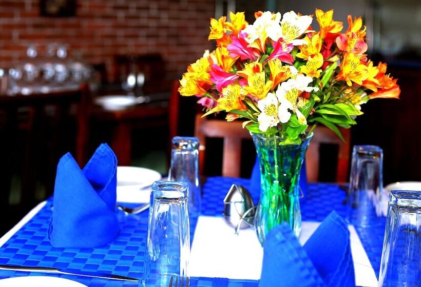 Отель Royal Hills