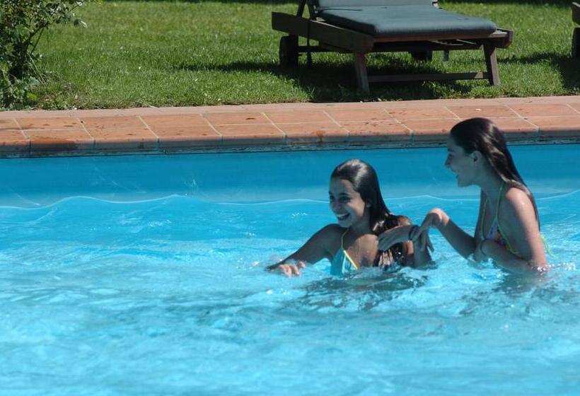 בית מלון כפרי La Riserva Montebello