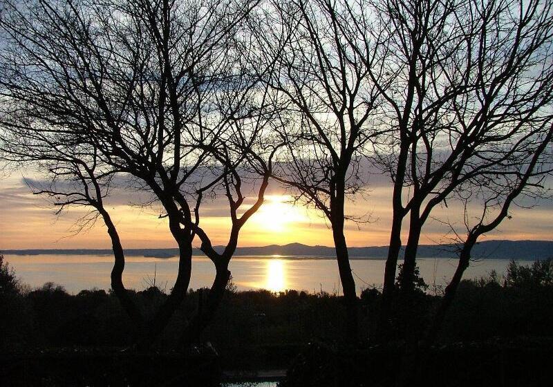 בית מלון כפרי La Riserva Montebello