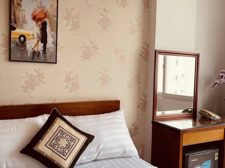 هتل Saigon Europe