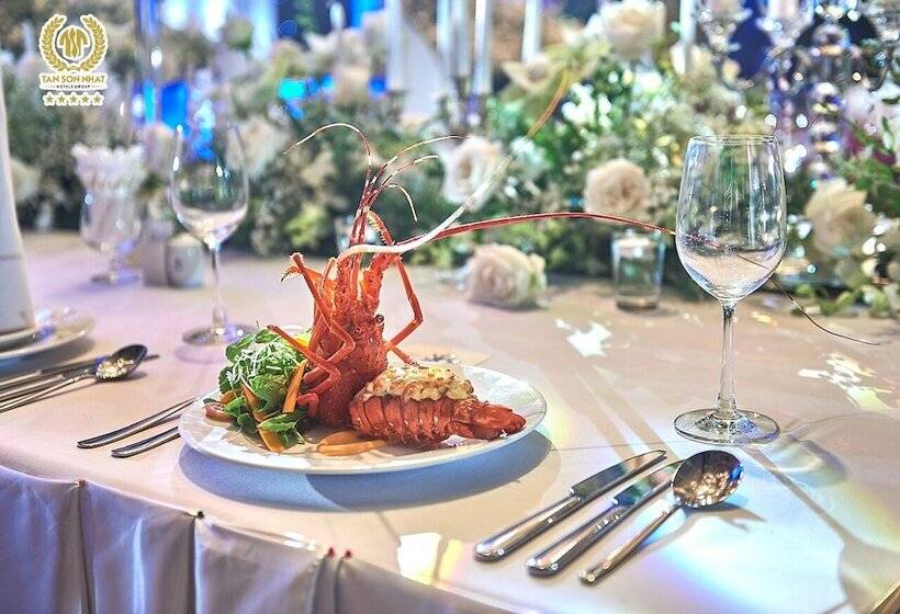 هتل Tan Son Nhat Saigon