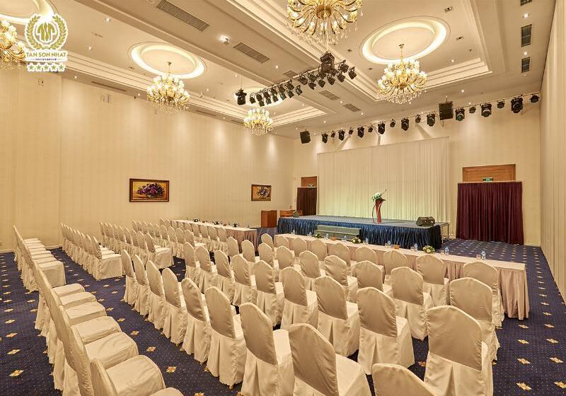 هتل Tan Son Nhat Saigon