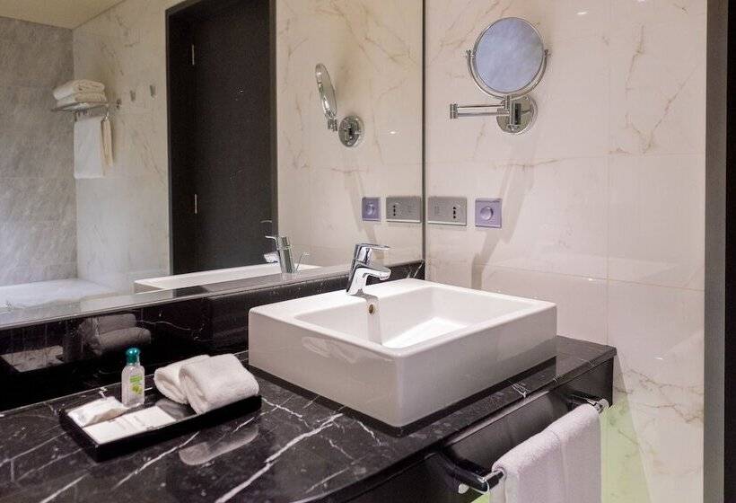 The Art Hotel & Resort