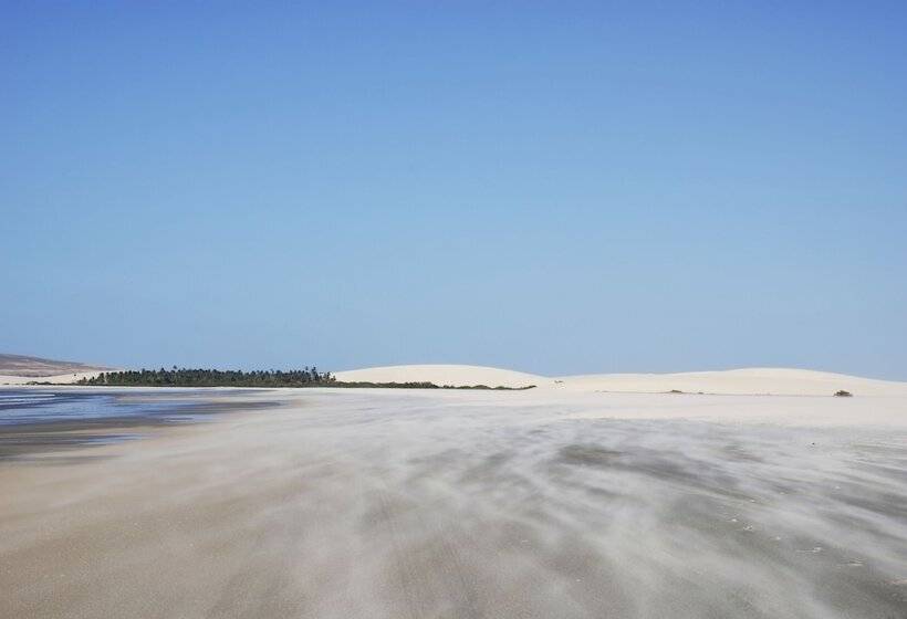 هتل The Chili Beach Private Resort