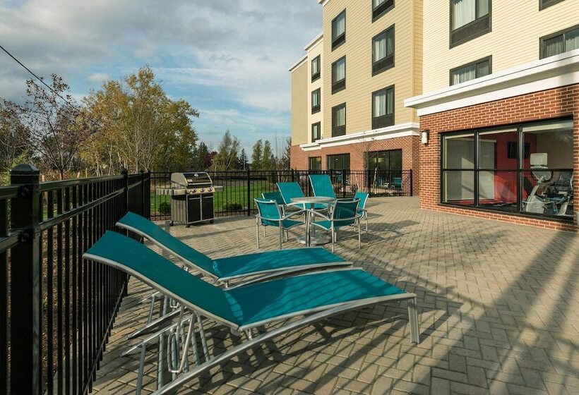 בית מלון כפרי Towneplace Suites By Marriott Bangor