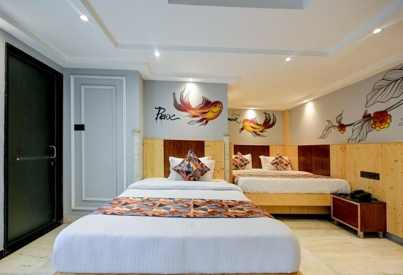 Отель The Natraj Yes Please New Delhi