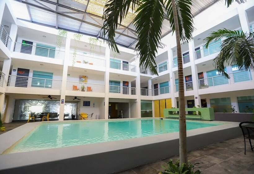 ホテル Tryp By Wyndham Chetumal