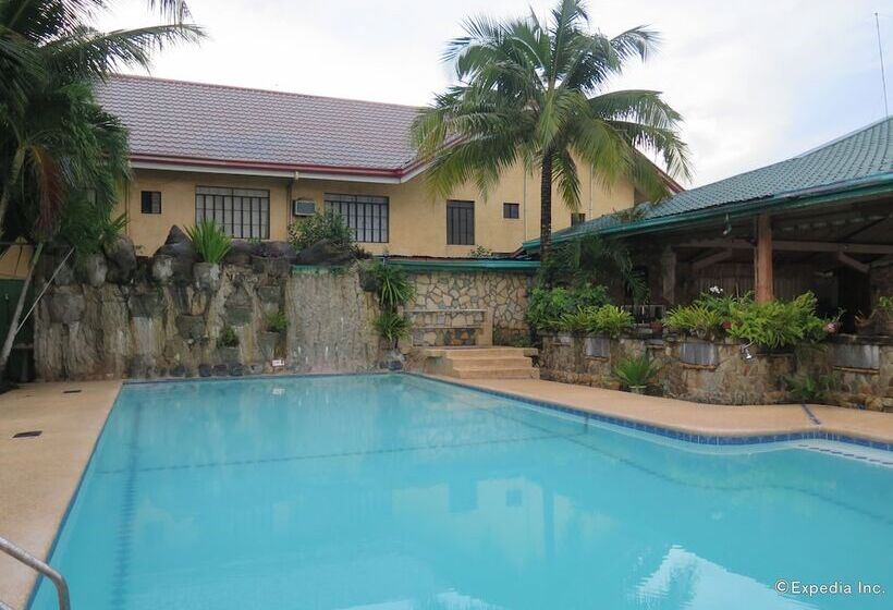 هتل Villa Alzhun Tourist Inn And Restaurant