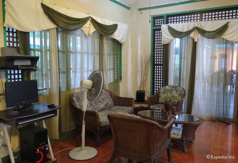 هتل Villa Alzhun Tourist Inn And Restaurant